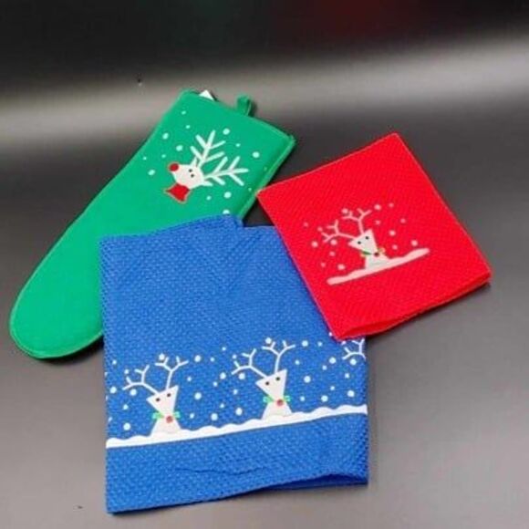 Crate & Barrel Embroidered Snow Deer Kitchen Dishtowel Napkin Mitt Lot of 3 - Picture 1 of 11